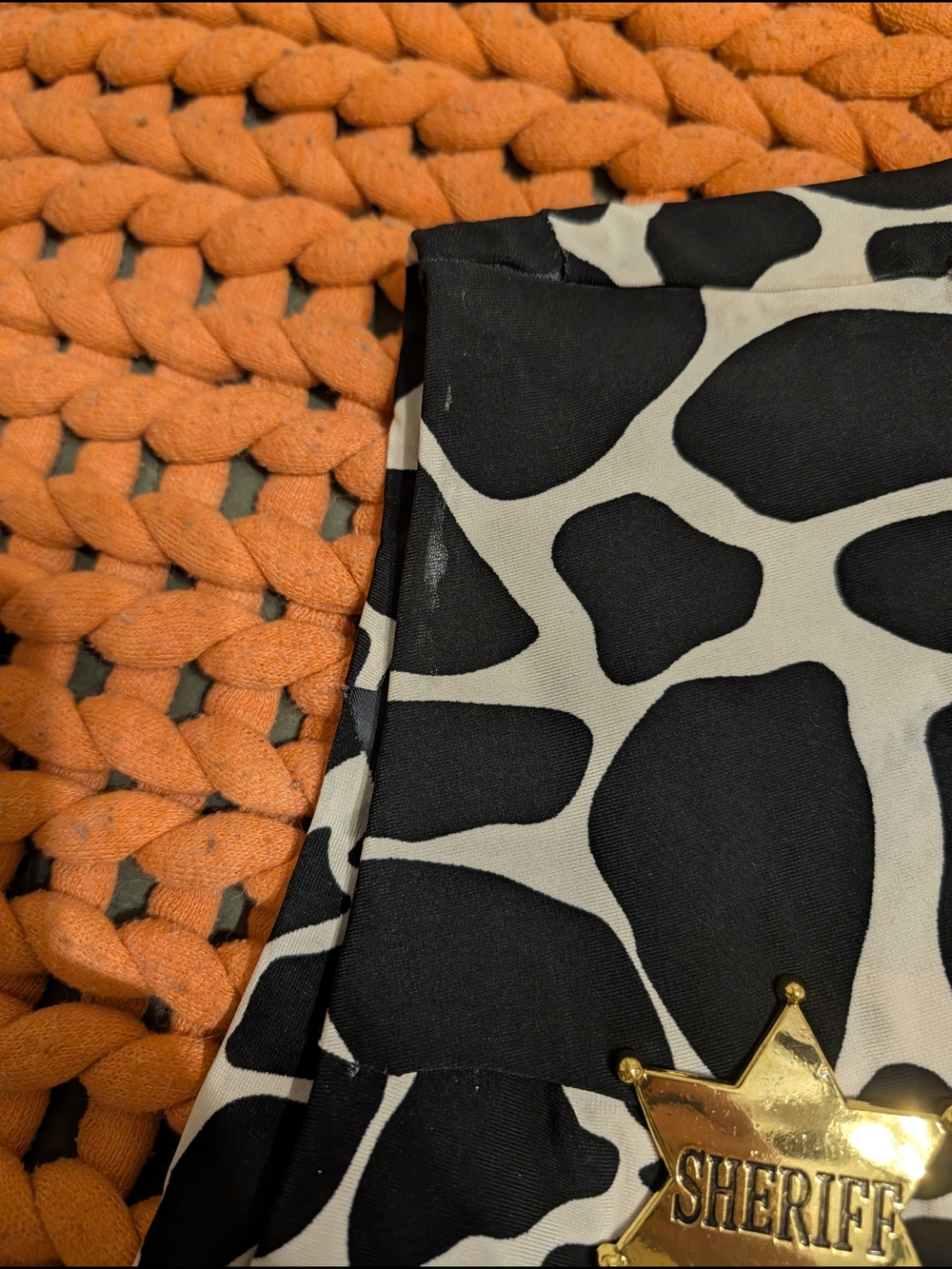 Cow Patterned Men's Vest - Picture 3 of 4